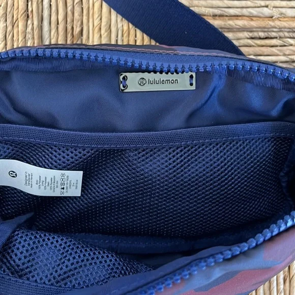 Lululemon Bag - Picture 4 of 4